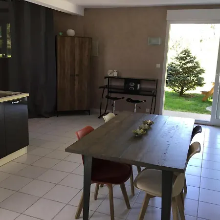 Le Floal Feriehus Dienville